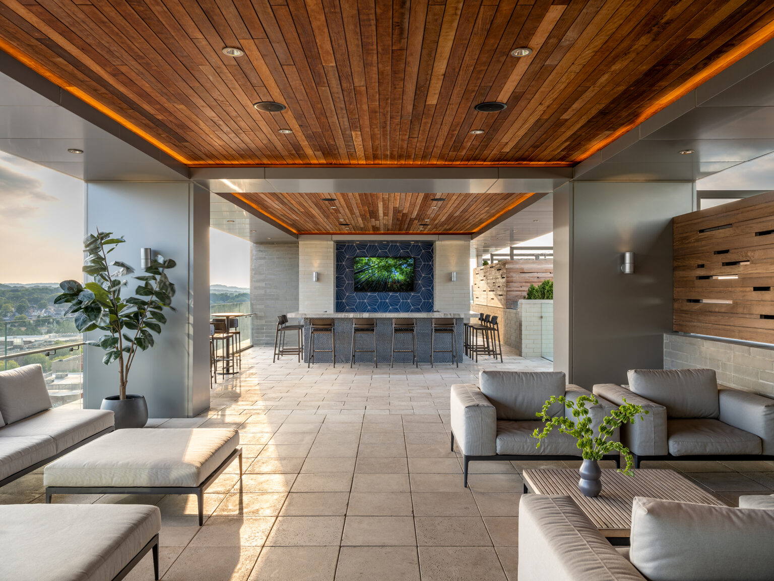 Vertis Green Hills Southern Land Company