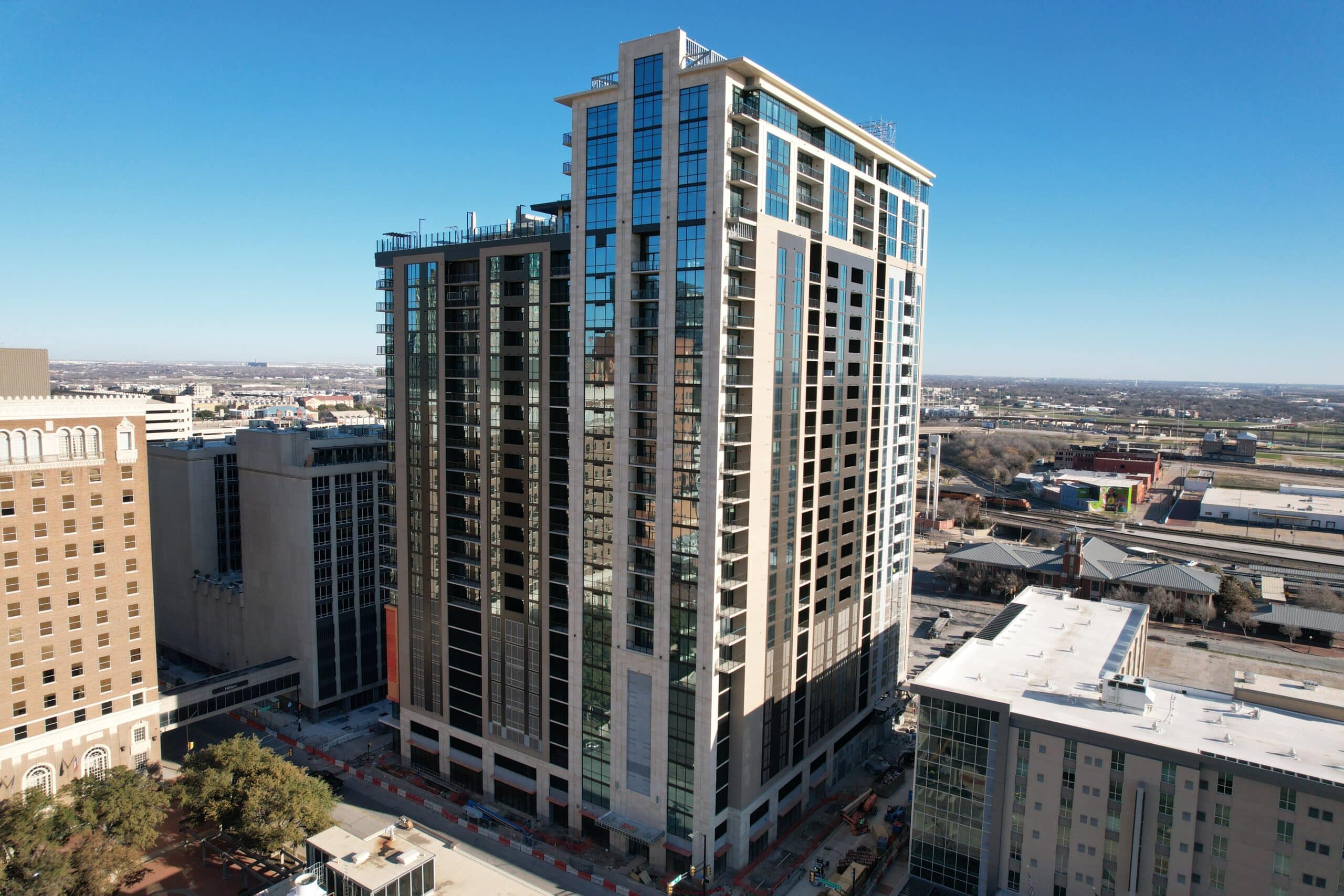 Exterior image of Deco luxury apartments in downtown Fort Worth